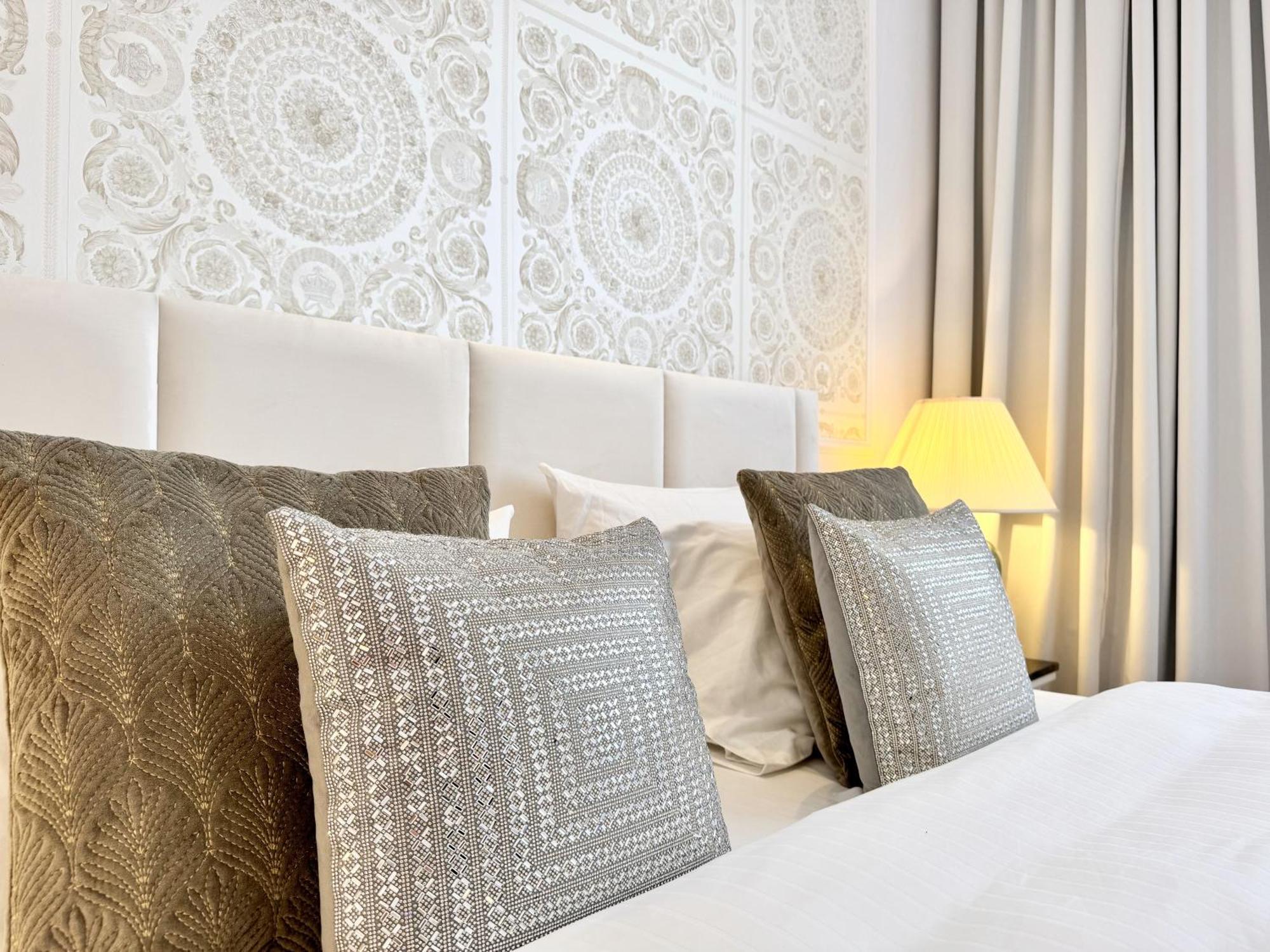Mondrian Luxury & Market Square Iv Aparthotel Warschau
